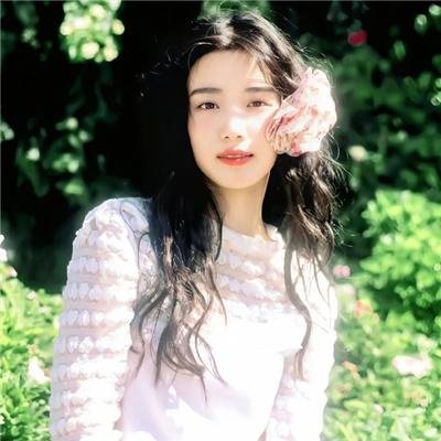舍努阿山妇女的努巴